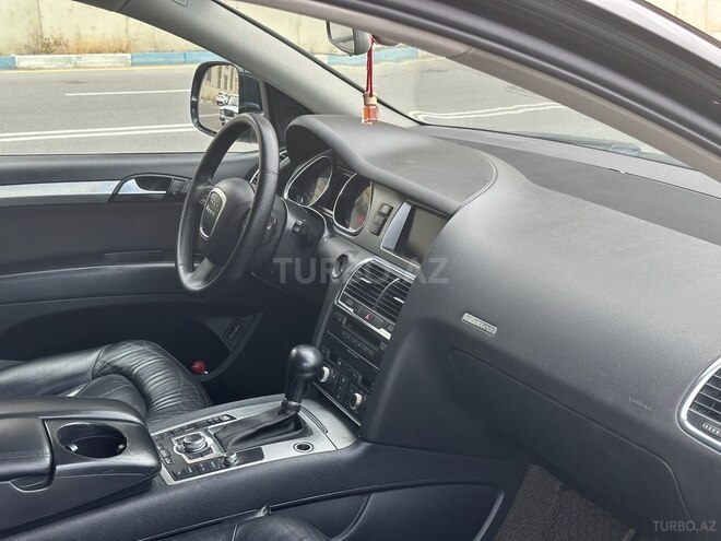 Audi Q7 2006, 285,000 km - 3.0 l - Bakı