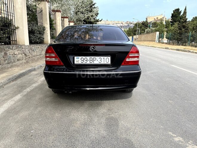 Mercedes C 200 2001, 260,000 km - 2.0 л - Bakı