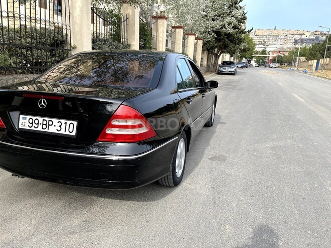 Mercedes C 200 2001, 260,000 km - 2.0 л - Bakı