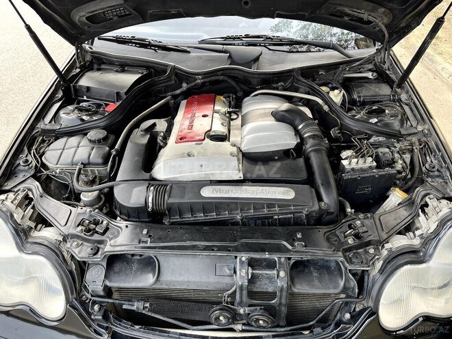 Mercedes C 200 2001, 260,000 km - 2.0 л - Bakı