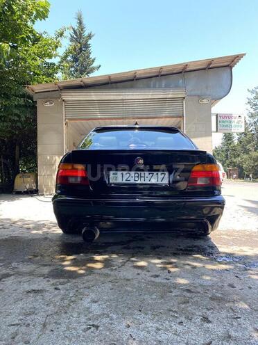 BMW 528 1996, 348,200 km - 2.8 л - Lənkəran