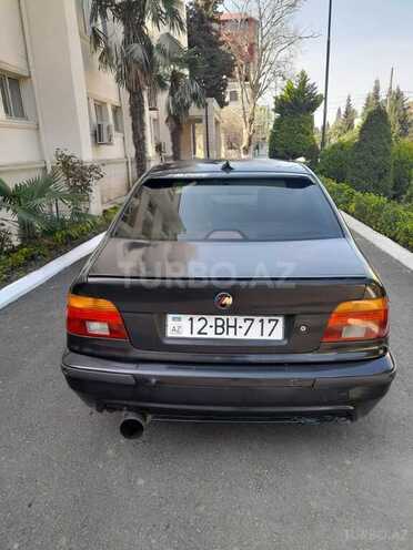 BMW 528 1996, 348,200 km - 2.8 л - Lənkəran
