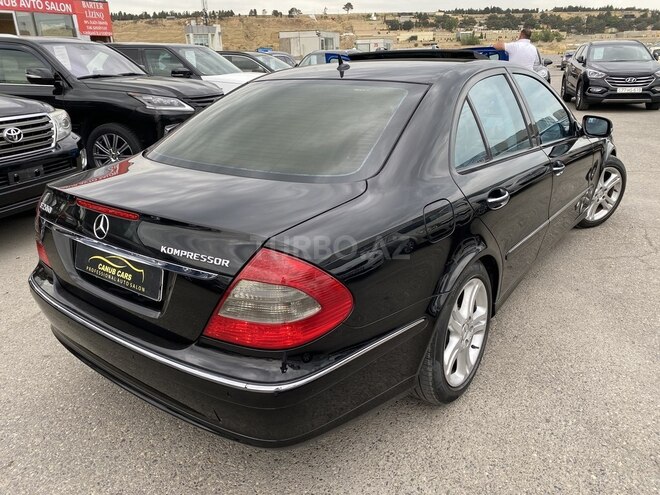 Mercedes E 200