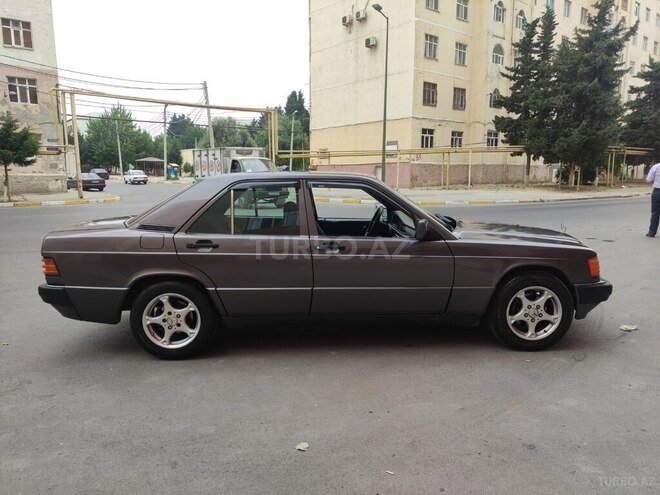 Mercedes 190 1991, 365,478 km - 2.0 l - Sumqayıt