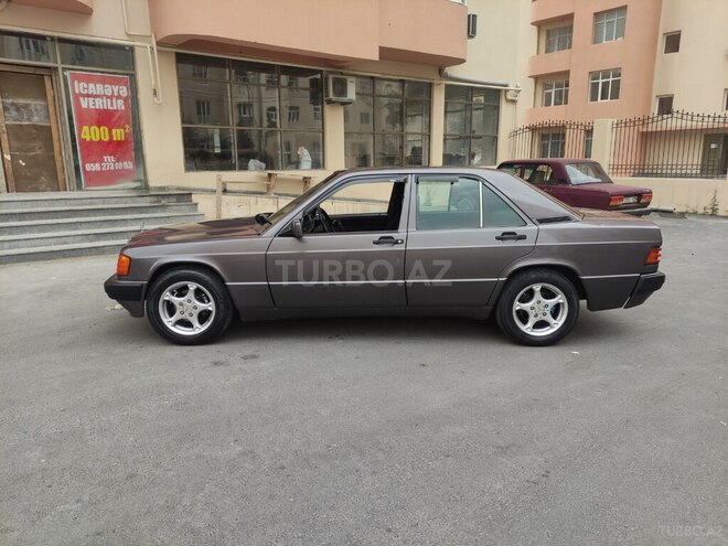 Mercedes 190 1991, 365,478 km - 2.0 l - Sumqayıt