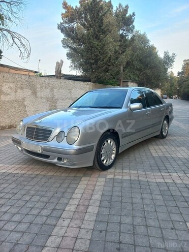 Mercedes E 240 2001, 403,000 km - 2.4 l - Bakı