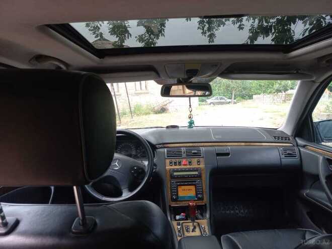 Mercedes E 270 2000, 427,000 km - 2.7 л - Bakı