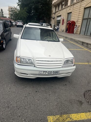 Mercedes C 230 1997, 282,000 km - 2.3 l - Bakı