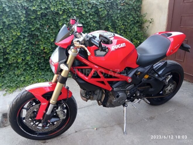 Ducati  2012, 26,200 km - 0.0 l - Bakı