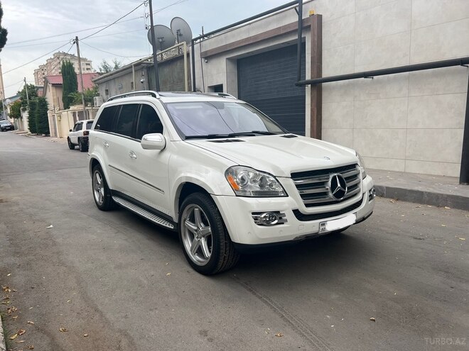Mercedes GL 550 2009, 204,000 km - 5.5 л - Bakı