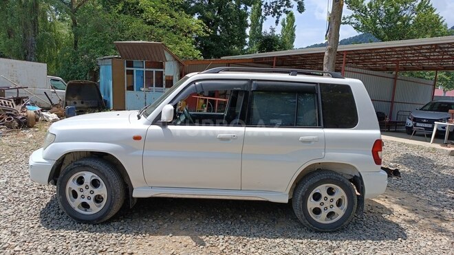 Mitsubishi Pajero io 2000, 236,000 km - 1.8 l - Bakı
