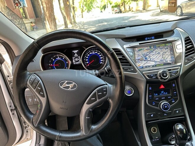Hyundai Elantra 2015, 140,034 km - 1.6 л - Bakı