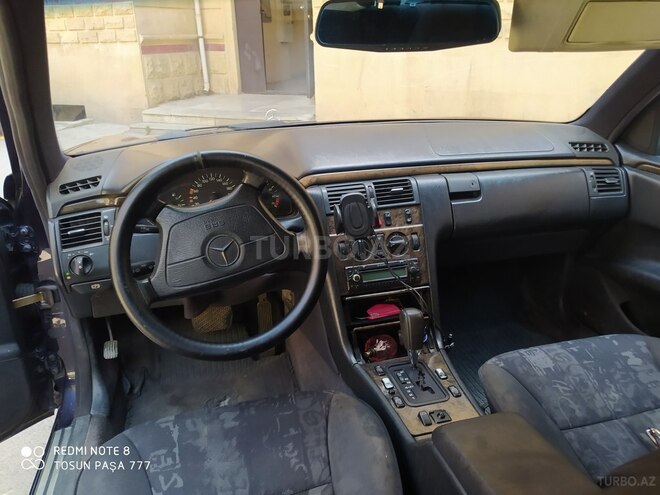 Mercedes E 230 1997, 395,000 km - 2.3 l - Bakı