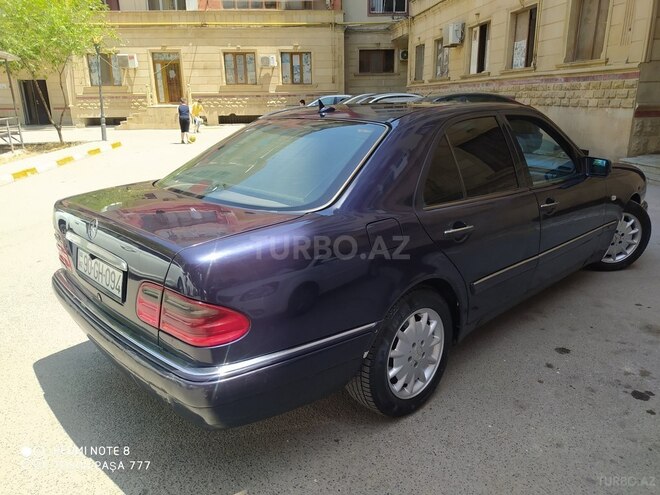 Mercedes E 230 1997, 395,000 km - 2.3 l - Bakı
