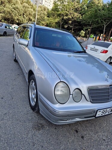 Mercedes E 270 2001, 456,004 km - 2.7 l - Bakı
