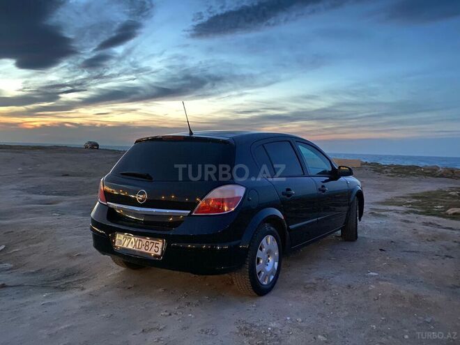 Opel Astra 2005, 160,000 km - 1.4 л - Bakı