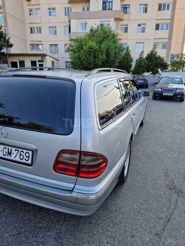 Mercedes E 270 2001, 456,004 km - 2.7 l - Bakı