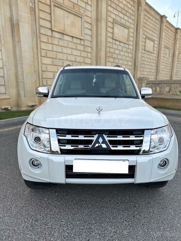 Mitsubishi Pajero 2010, 185,000 km - 3.5 l - Bakı