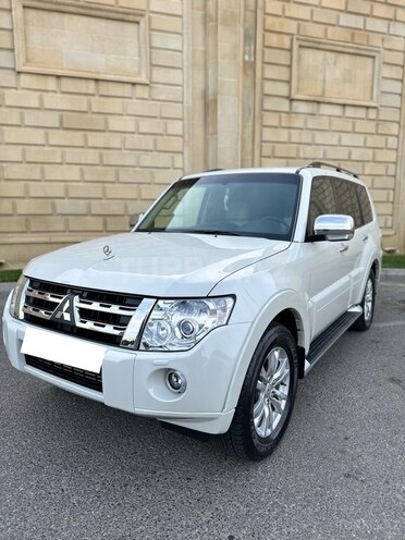Mitsubishi Pajero 2010, 185,000 km - 3.5 l - Bakı