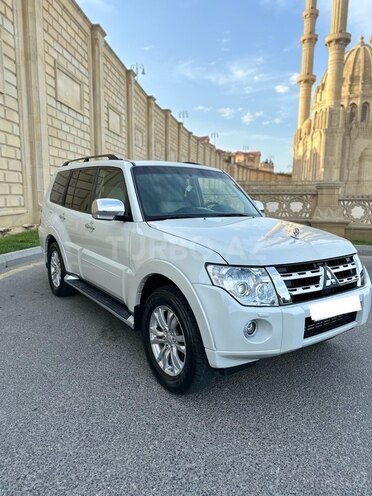 Mitsubishi Pajero 2010, 185,000 km - 3.5 l - Bakı