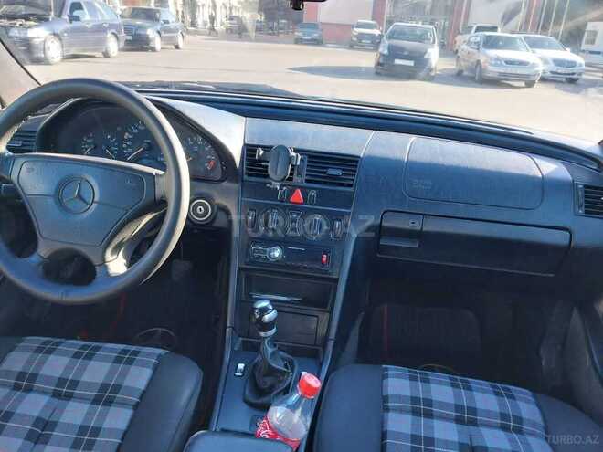 Mercedes C 200 1995, 300,000 km - 2.0 l - Bakı