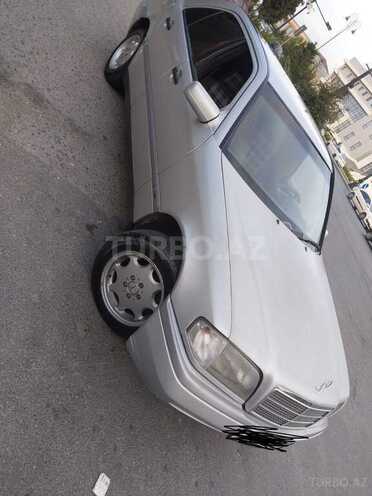 Mercedes C 200 1995, 300,000 km - 2.0 l - Bakı