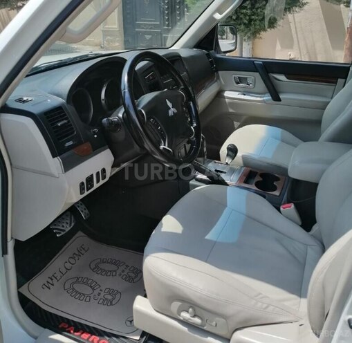 Mitsubishi Pajero 2007, 157,000 km - 3.0 л - Bakı