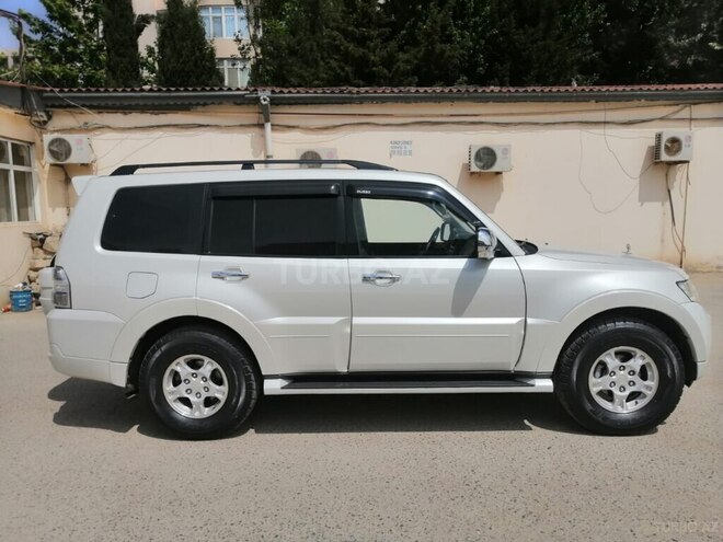 Mitsubishi Pajero 2007, 157,000 km - 3.0 л - Bakı
