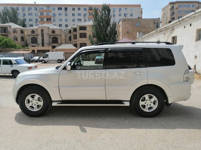 Mitsubishi Pajero 2007, 157,000 km - 3.0 л - Bakı