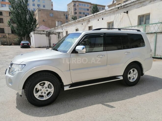 Mitsubishi Pajero 2007, 157,000 km - 3.0 л - Bakı