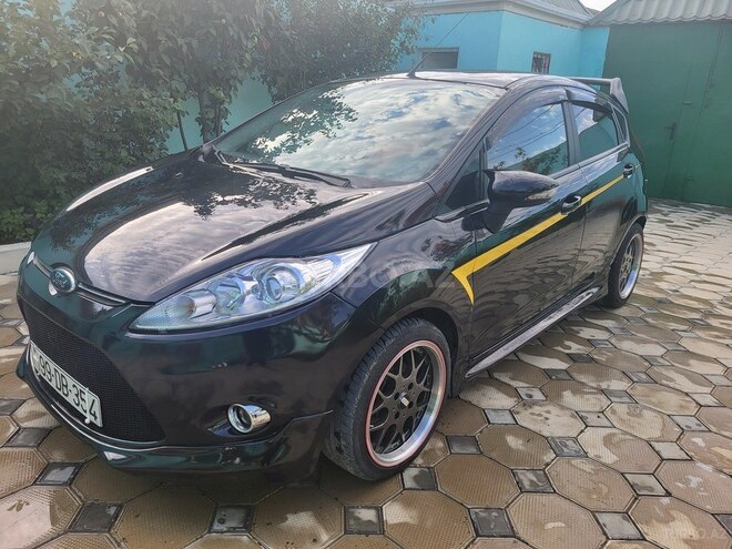 Ford Fiesta 2012, 129,000 km - 1.4 л - Bakı