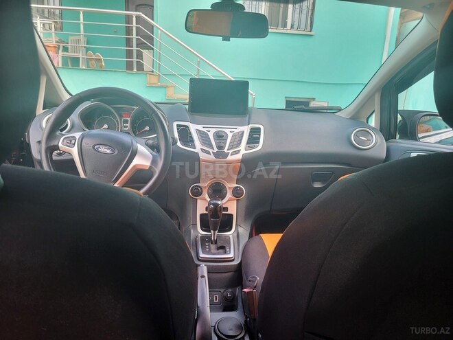 Ford Fiesta 2012, 129,000 km - 1.4 л - Bakı