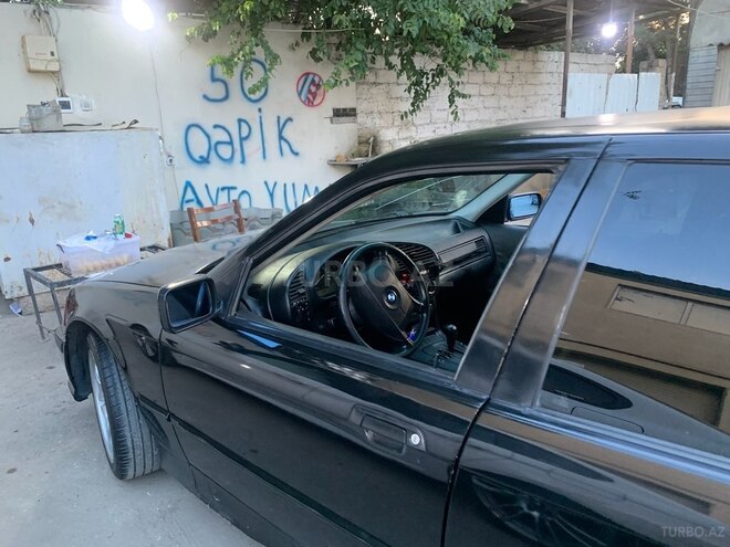 BMW 318 1993, 360,000 km - 1.8 л - Bakı