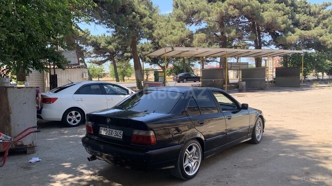 BMW 318 1993, 360,000 km - 1.8 л - Bakı
