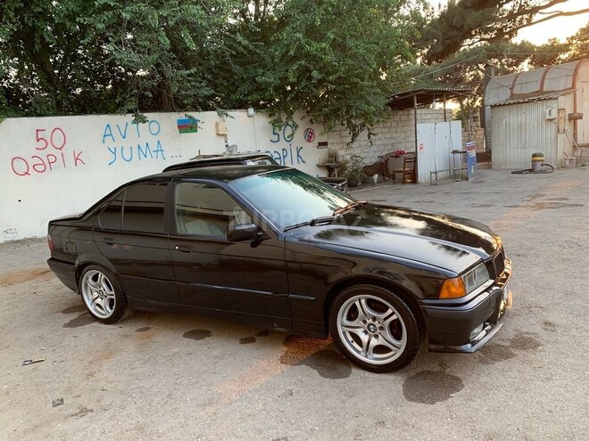 BMW 318 1993, 360,000 km - 1.8 л - Bakı