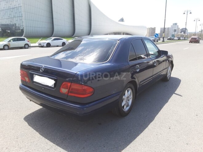 Mercedes E 200 1997, 217,426 km - 2.0 l - Bakı