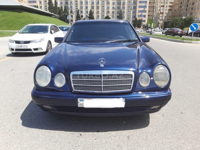 Mercedes E 200 1997, 217,426 km - 2.0 l - Bakı