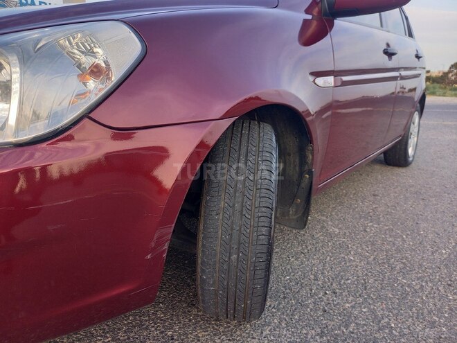 Hyundai Accent 2009, 239,000 km - 1.4 л - Bakı