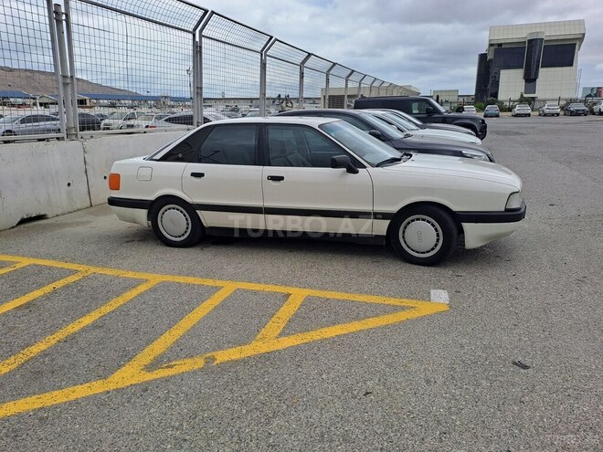 Audi 80 1989, 178,000 km - 1.8 l - Bakı