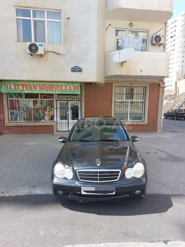Mercedes C 220 2003, 275,032 km - 2.2 l - Bakı