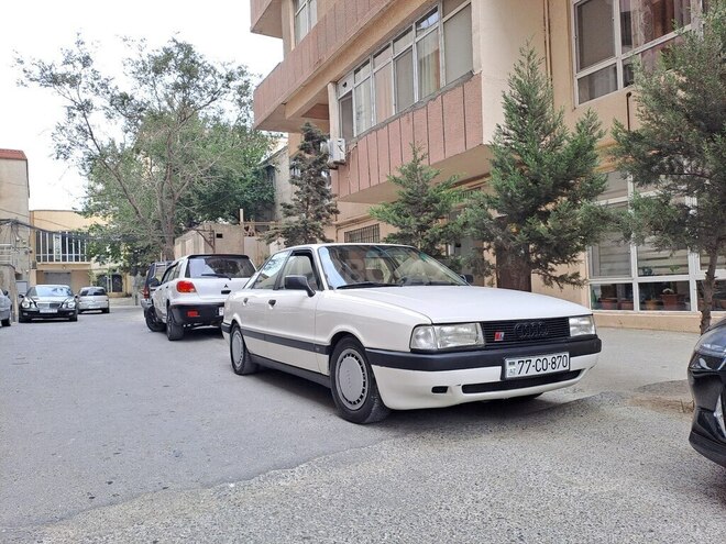 Audi 80 1989, 178,000 km - 1.8 l - Bakı