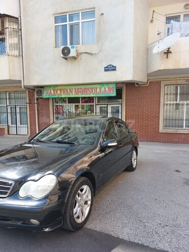 Mercedes C 220 2003, 275,032 km - 2.2 l - Bakı