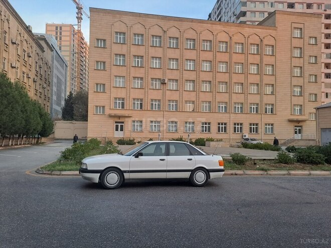Audi 80 1989, 178,000 km - 1.8 l - Bakı