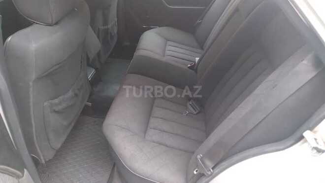 Mercedes E 200 1994, 300,000 km - 2.0 l - Bakı