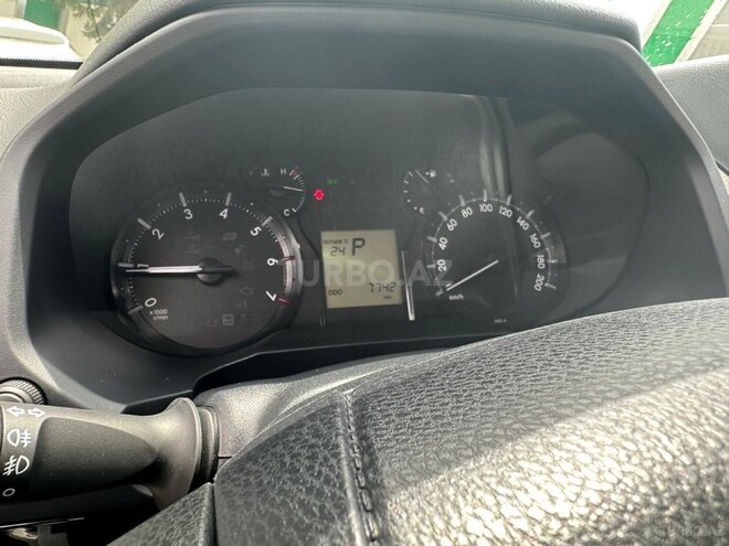 Toyota Prado 2021, 7,800 km - 2.7 л - Bakı