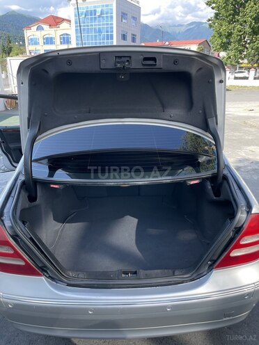 Mercedes C 240 2000, 200,000 km - 2.6 l - Zaqatala
