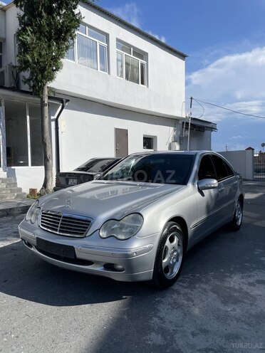 Mercedes C 240 2000, 200,000 km - 2.6 l - Zaqatala