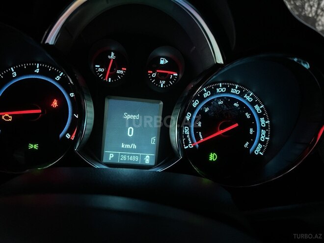 Chevrolet Cruze 2011, 261,489 km - 1.4 l - Füzuli