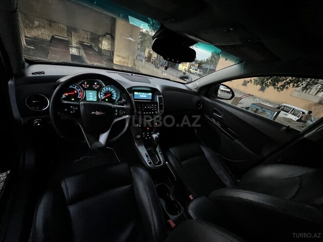 Chevrolet Cruze 2011, 261,489 km - 1.4 l - Füzuli