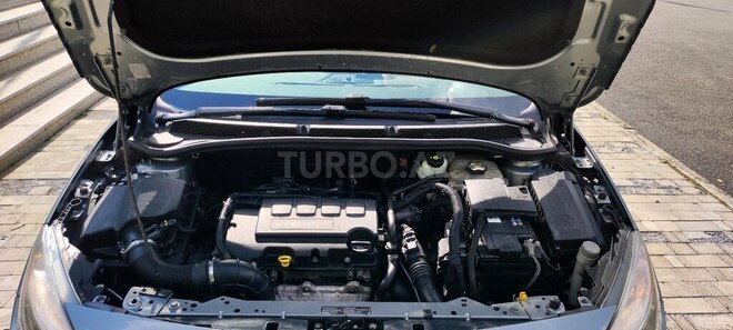 Opel Astra 2011, 132,000 km - 1.4 l - Bakı